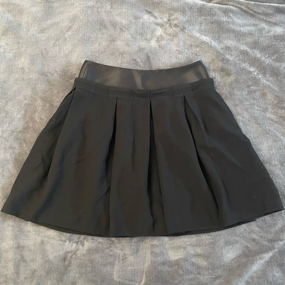 Badgley Mischka NWT Pleated Retro Skirt Size 8 - Picture 1 of 3